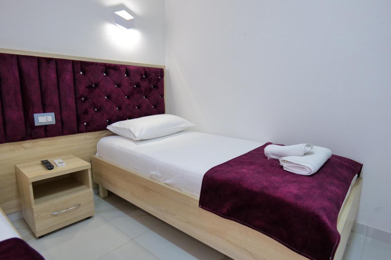 Hotel Solis Ksamil Exterior foto